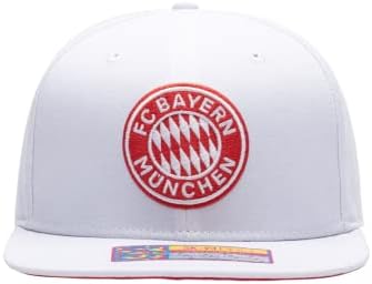מאוורר דיו באיירן מינכן 'עפרון מתכוונן סנאפבק כדורגל כובע / כובע / לבן / אדום