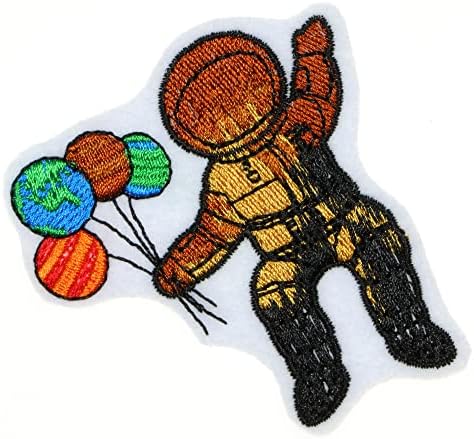 JPT - אסטרונאוט עם כדור הארץ מפלגה צפה של כדור הארץ קריקטורה מאושרת אפליקציה רקומה ברזל/תפור על טלאים תגית לוגו