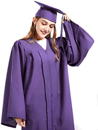 סיום כובע שמלת 2023 שנה קסם עבור מכללת תיכון בוגרי