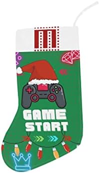 גרב חג המולד של מונוגרמה עם משחק משחק וידאו התחלה ומכתב M 18 אינץ 'ירוק ולבן עם ראשוני