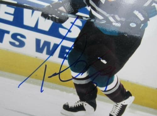 Travis Green חתום חתימה אוטומטית 8x10 צילום I - תמונות NHL עם חתימה