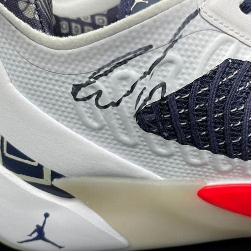 Luka Doncic נעל חתומה PSA/DNA חתימה - נעלי ספורט NBA עם חתימה