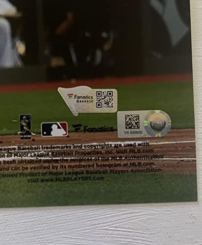 אהרון היקס חתום על חתימה מבריק 8x10 צילום ניו יורק ינקי - MLB/קנאים מאומתים