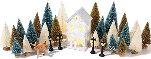 YALIKOP 30 PCS עצי חג המולד מיני מלאכותיים, עצי מברשת בקבוקים עם בית כפר לבן מיניאטורי לחג המולד, אור רחוב מיני,