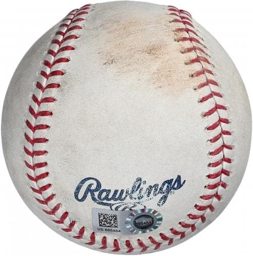 ניו יורק ינקיס בייסבול משומש במשחק מול קנזס סיטי רויאלס ב -22 ביוני 2021 - משחק MLB השתמש בייסבול